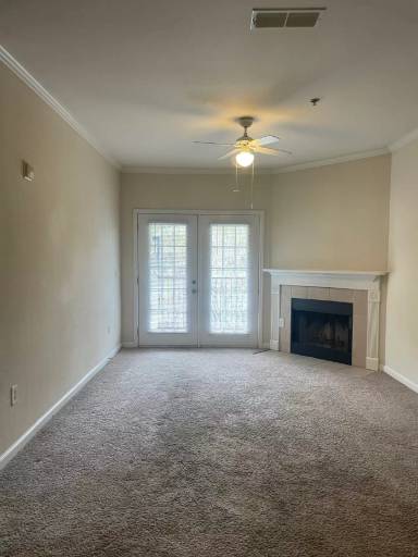 Main picture of 900 Vista Lake Dr