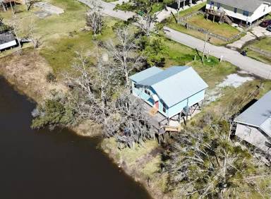 Main picture of 4099 Shark St