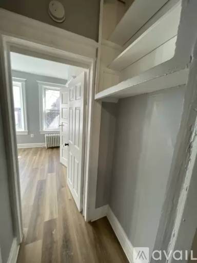 Main picture of 102 Romaine Ave