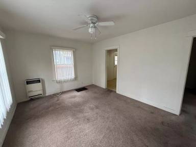 Main picture of 4018-24 Hamilton St