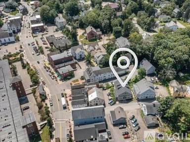 Main picture of 9 Central St