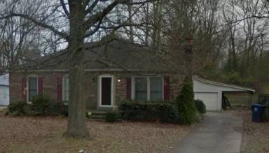 Main picture of 207 S Evergreen Rd