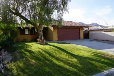 Main picture of 53805 Avenida Martinez