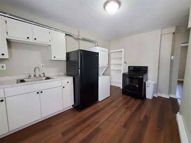 Main picture of 210 W Hazel Way