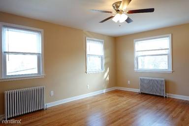 Main picture of 8802 Plymouth St