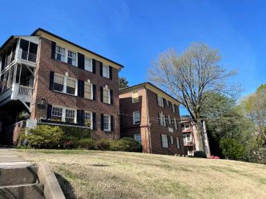 Main picture of 57 Lafayette Dr NE