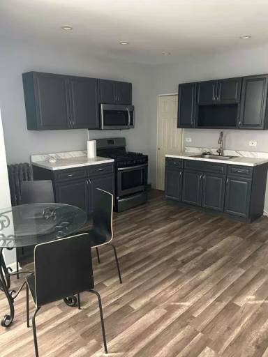 Main picture of 5226 W Berks St