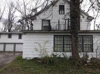 Main picture of 204 Pekin Ave