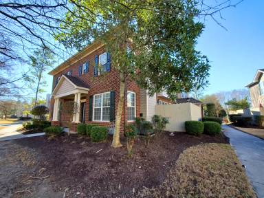 Main picture of 5304 Elston Ln