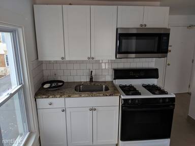Main picture of 188 Railroad Ave