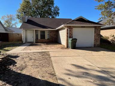Main picture of 8512 Southridge Dr