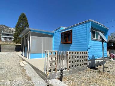 Main picture of 4229 Spruce Trl