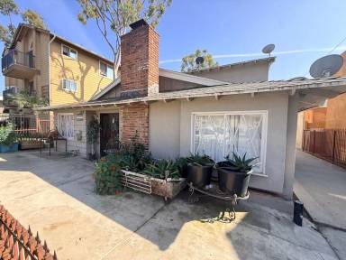 Main picture of 3218 E Wilton St