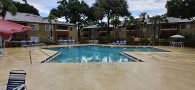 Main picture of 604 Kenwick Cir