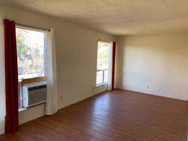 Main picture of 19 E Saginaw Way Unit201