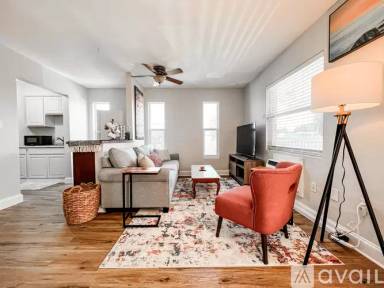 Main picture of 202 Caroline St
