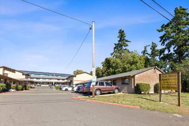 Main picture of Bush Street Apartments
