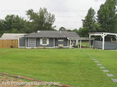 Main picture of 1007 Church St
