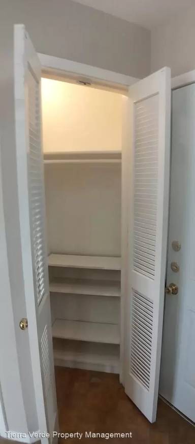 Main picture of 215 Henry M Chandler Dr