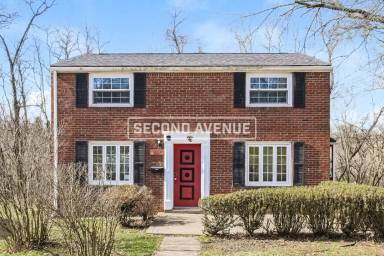 Main picture of 327 Elias Dr