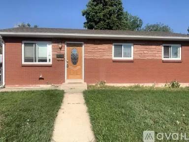 Main picture of 7370 Utica St