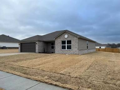 Main picture of 33 Ferguson Dr