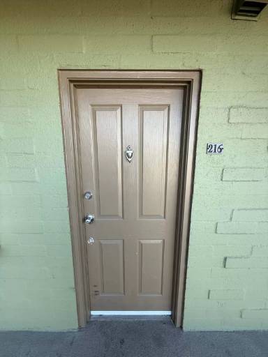 Main picture of 931 N Euclid Ave