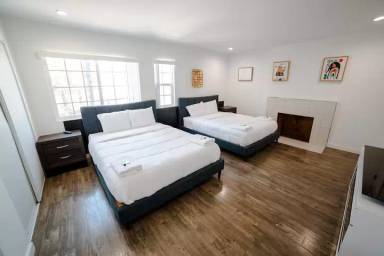 Main picture of 14836 Archwood St