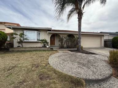 Main picture of 2850 Summerheights Dr