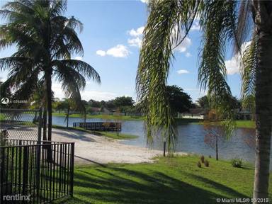 Main picture of The Crossings