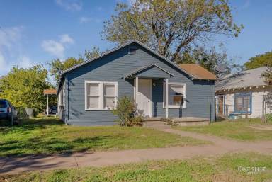 Main picture of 1126 Cedar St