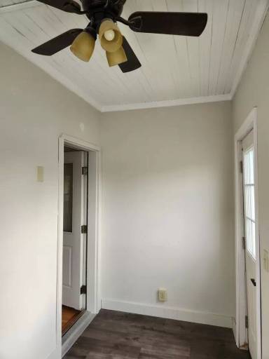 Main picture of 4 Stillwater Ave