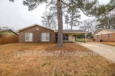 Main picture of 5207 Grady Dr