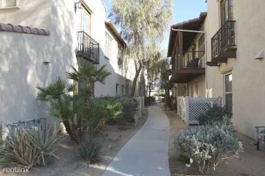 Main picture of 140 Paseo Bravo