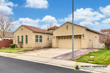 Main picture of 6705 Salvaterra Cir