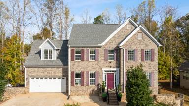 Main picture of 154 S Lake Emory Dr
