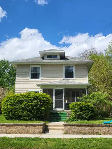 Main picture of 602 Wallace Ave