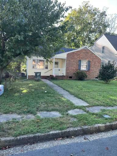 Main picture of 7418 Wentworth Ave