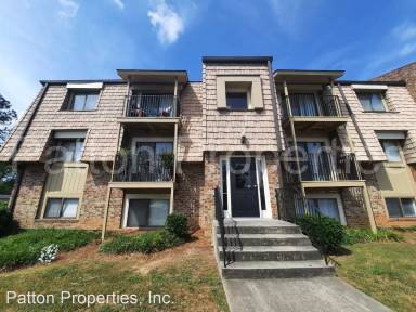 Main picture of 1302 Old Manor Rd
