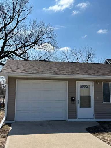 Main picture of 1113 S 22nd St