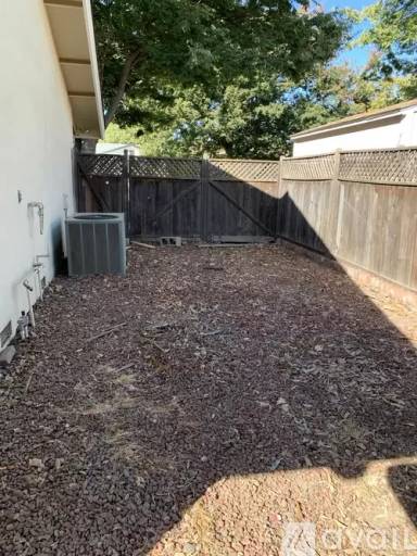Main picture of 3400 Keller St