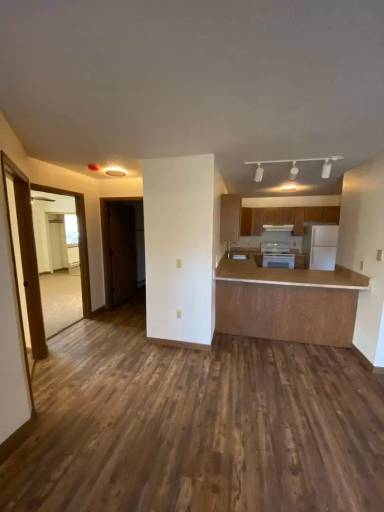 Main picture of 480 W Juneau St