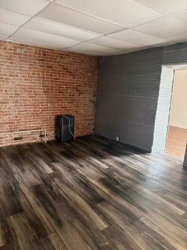 Main picture of 122 N Main St
