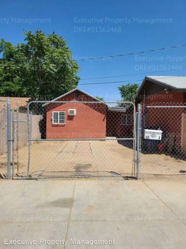 Main picture of 1415 Robinson St