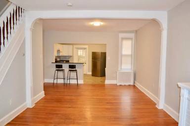 Main picture of 1632 S 24th St