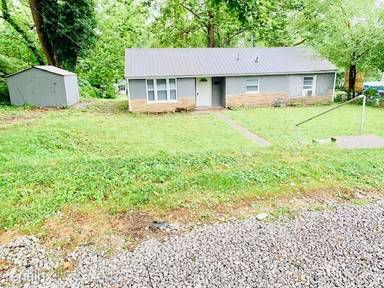 Main picture of 910 S Appleton Ave