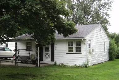 Main picture of 700 S Jefferson St