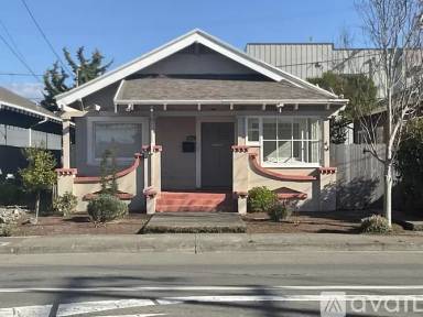 Main picture of 2811 E St