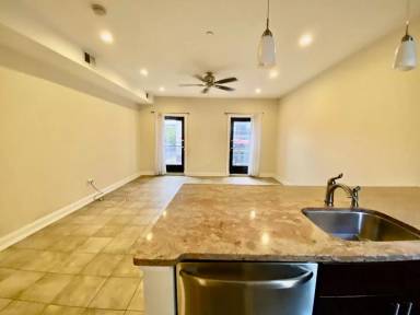 Main picture of 427 S Broad St