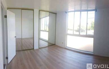 Main picture of 181 Del Medio Ave